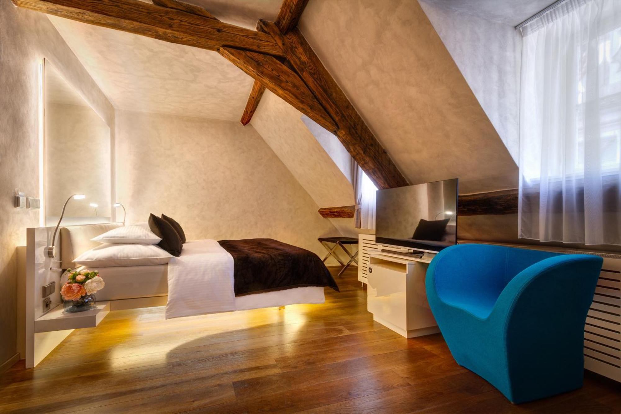 Superior Double Room,1742579963:JPEG